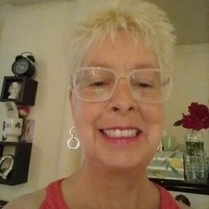 Meet your Posher, Kelly ann